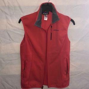 Patagonia Vest sz S coral color